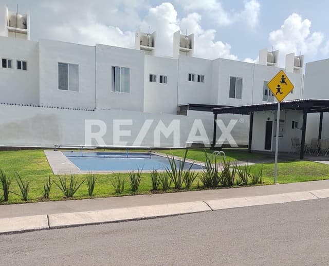VENTA CASA EN LAS HACIENDAS 3 RECAMARAS