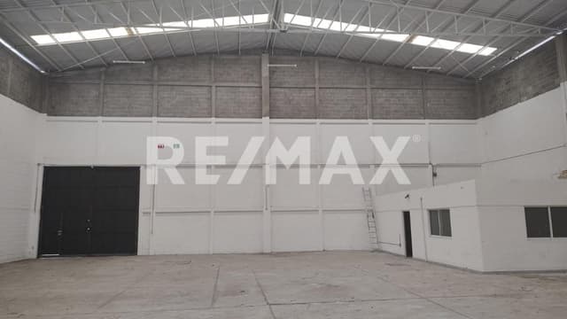 BODEGA EN RENTA CELAYA