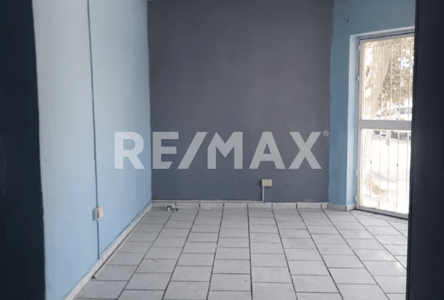 CASA UBICADA EN ESQUINA EN VENTA EN COLONIA LA LOMA GUADALAJARA