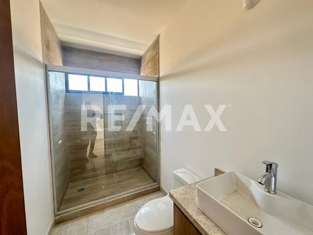 CASA EN VENTA EN ZENLIFE QUERETARO  RCV090724-JB