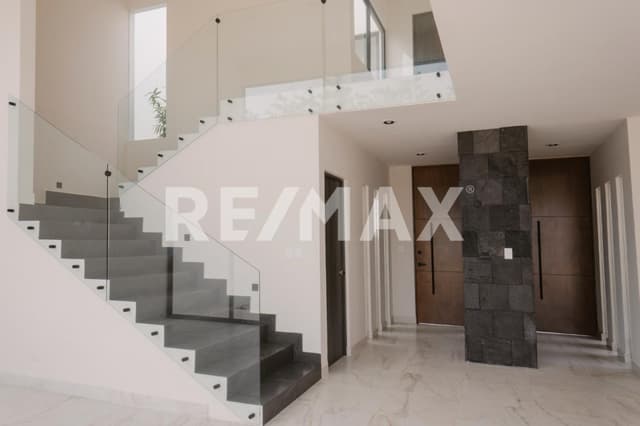 Casa para entrega en 3 meses en privada tamora