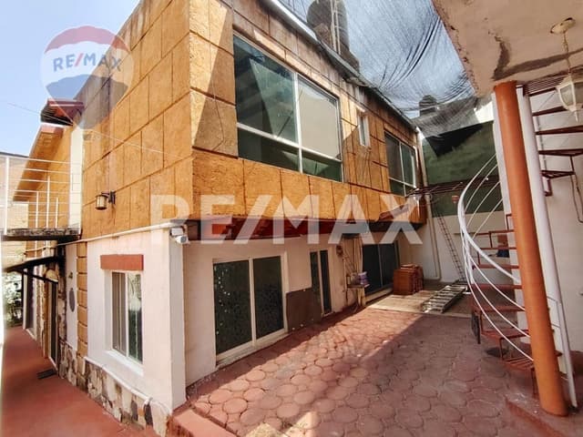 Venta de casa con locales comerciales, Los Pilares, Cuernavaca, Morelos...Clave 5059