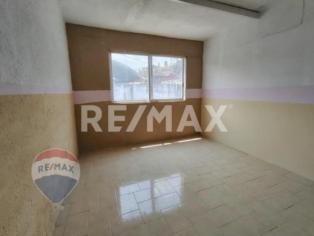 Venta de casa con locales comerciales, Los Pilares, Cuernavaca, Morelos...Clave 5059