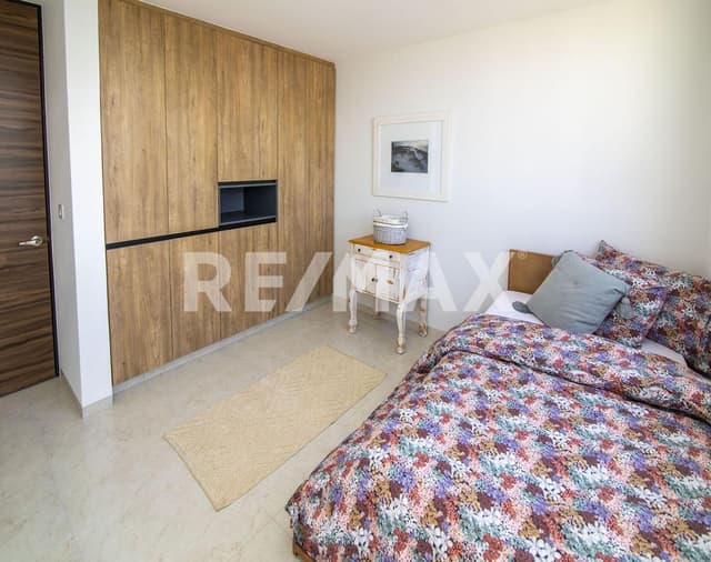 CASA EN VENTA EN ZIBATA 