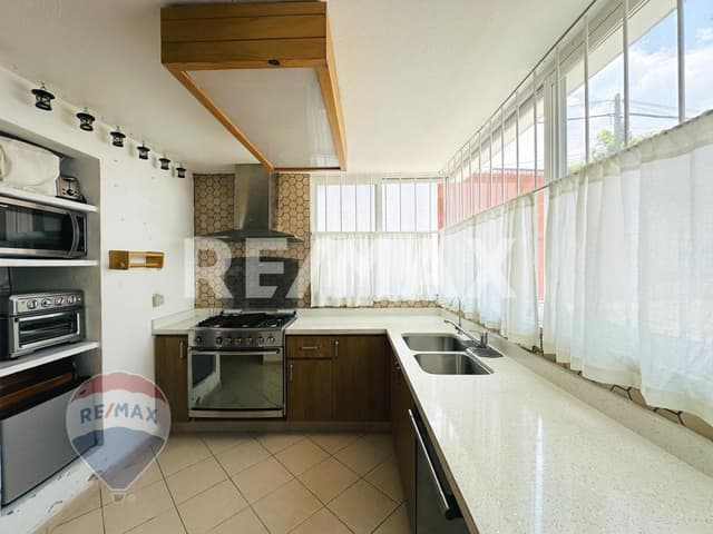 Venta de casa en condominio, Fracc. Las Quintas, Cuernavaca, Morelos...Clave 5069