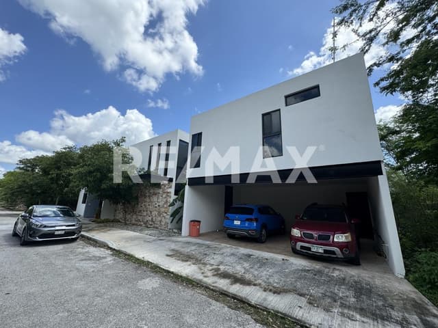 Casa en Venta en Residencial Paseos del Mayab en Conkal Yucatán.