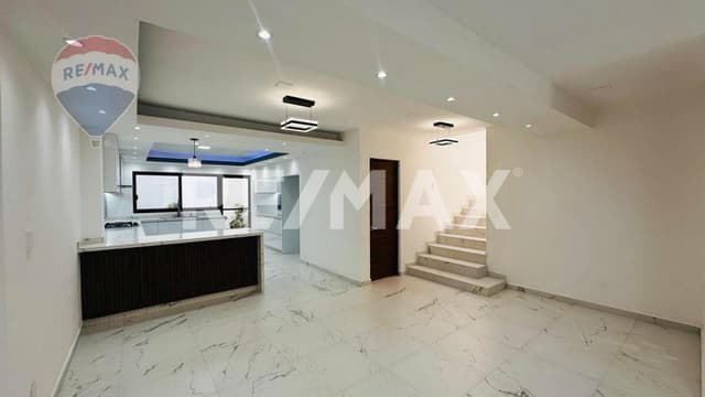 Venta de casa cerca del centro de Cuernavaca, Morelos...Clave 5076