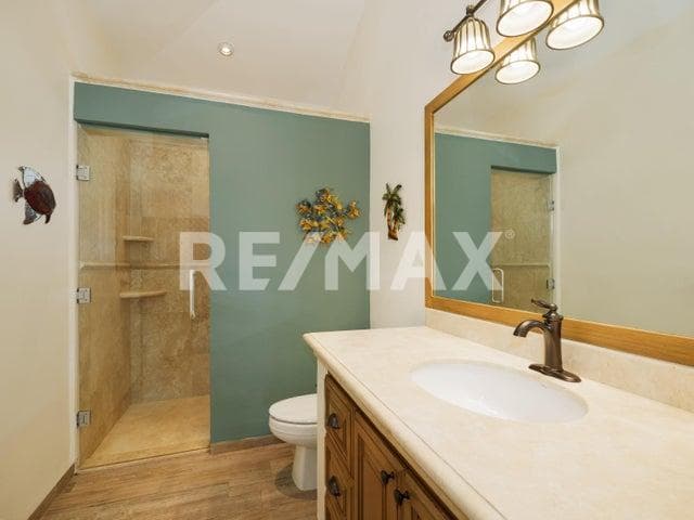 Onyx Villas De Oro 502