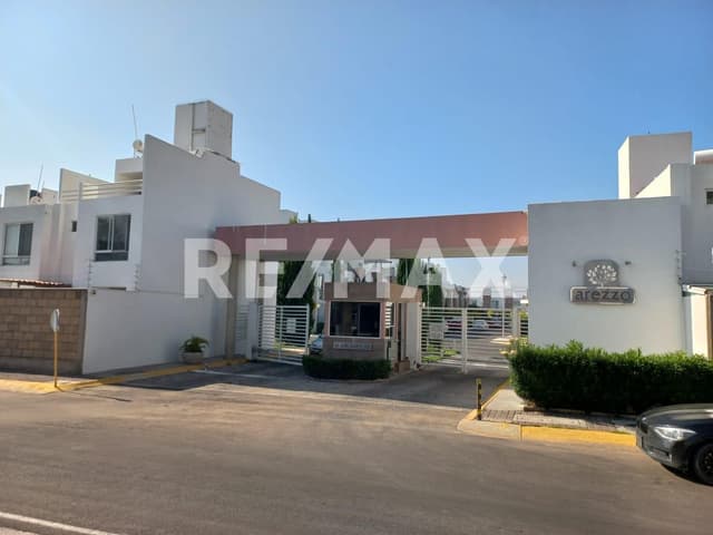 CASA EN VENTA EN SONTERRA 