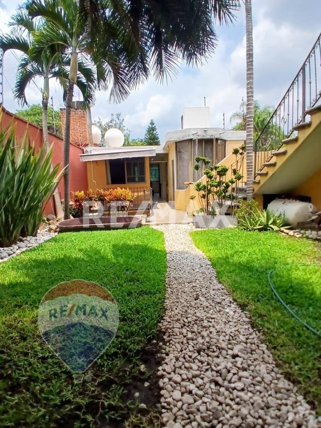 Venta de casa en fraccionamiento, Chipitlán, Cuernavaca, Morelos...Clave 5092