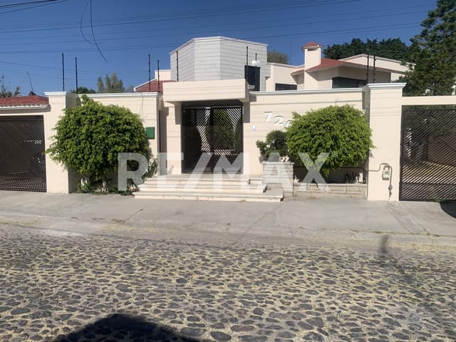 CASA VENTA EN JURICA CAMPESTRE QUERETARO 