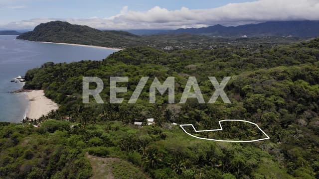 Lote 1,362.71 m2 en Playa Los Venados en LO DE MARCOS 