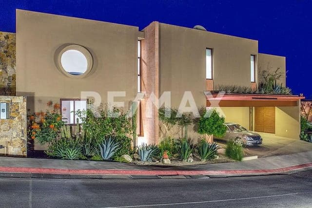 Ladera Lot 14 Via Ladera / San Jose Corridor