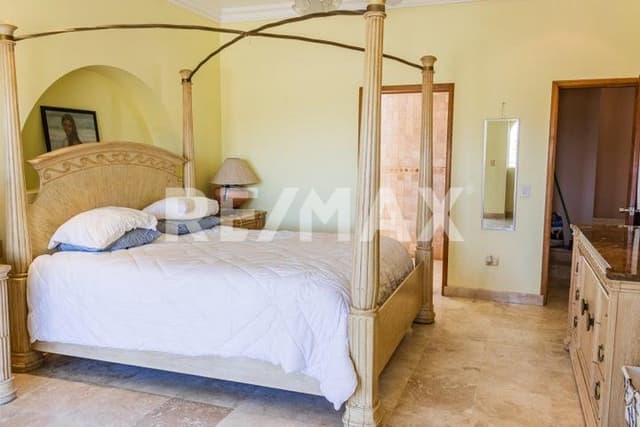 CASA SIXTY FIVE 65 P.º Finisterra / San Jose del Cab