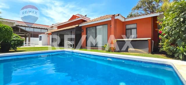 Venta de casa en Kloster Sumiya, Jiutepec, Morelos…Clave 4876