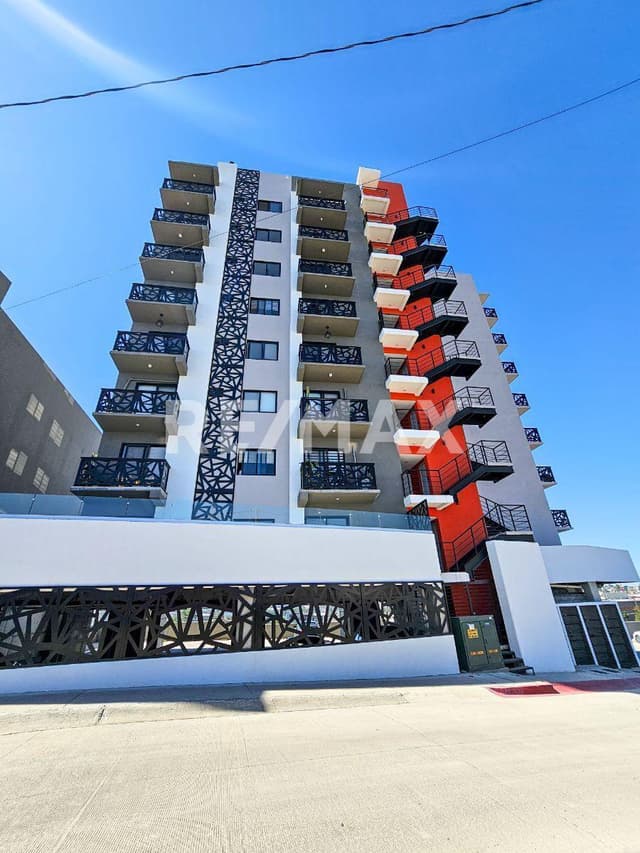 AZUR 24/ EL Rubi, Tijuana
