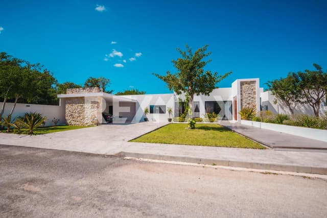 Casa en Venta en Privada Haciendo Cholul en Mérida Yucatán