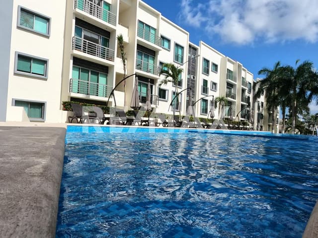 VENTA DEPARTAMENTO EN MIDTOWN, LONG ISLAND. HUAYACAN CANCUN