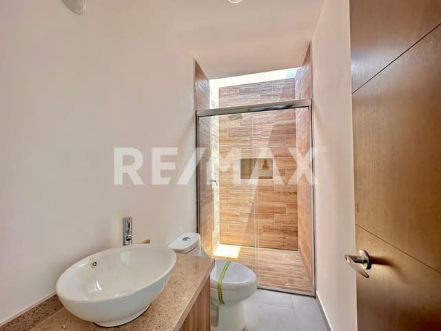 CASA EN VENTA RESERVA DE JURIQUILLA QUERETARO RCV240816-JB