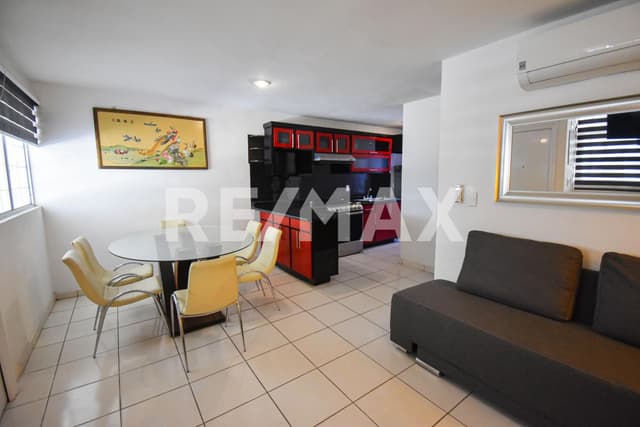 Casa en Venta con alberca propia