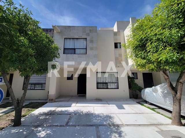 Casa en VENTA en Condominio Natura 6, Fraccionamiento Sonterra, Qro.