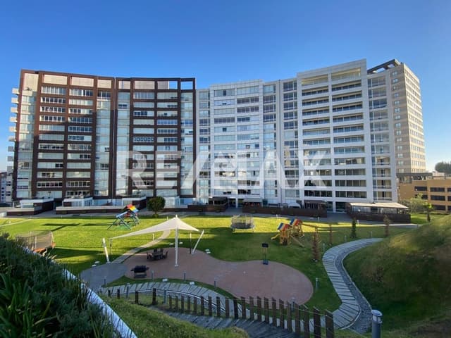 Penthouse en Isola Bosque Real