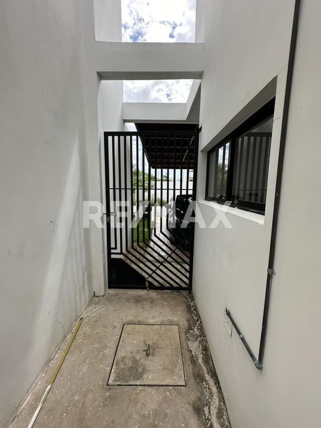 Casa en Venta en Privada Salvia, Floresta.