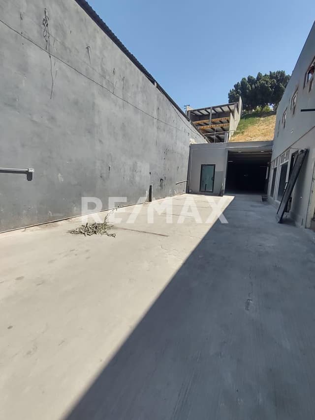 BODEGA EN RENTA DE 478 M2, EN EL GUAYCURA, TIJUANA