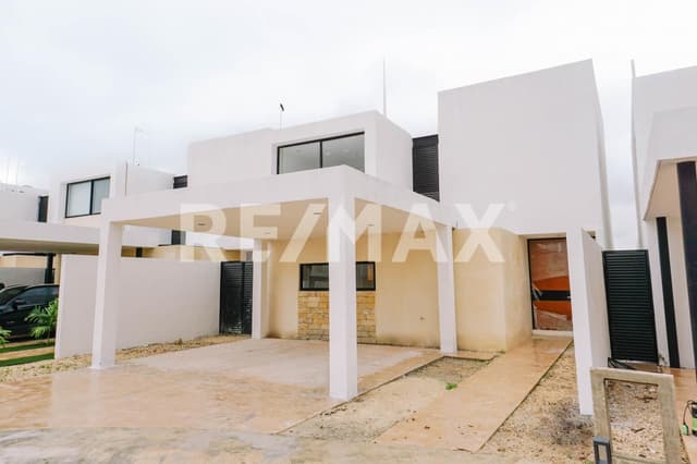Casa en Venta de entrega inmediata en privada ALMENA, Dzitya, Mérida Yucatán