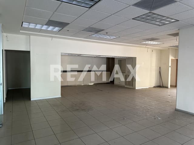 LOCAL EN RENTA VALLARTA PONIENTE GUADALAJARA JALISCO