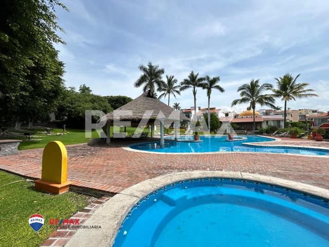 Venta de casa en condominio, Burgos Bugambilias, Temixco, Morelos...Clave 5131