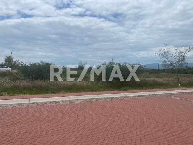Terreno en venta en Ciudad Maderas Sur II