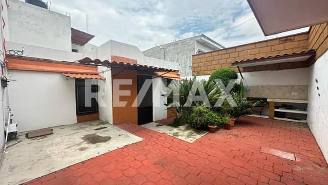 Venta de casa sola en colonia Ciudad Chapultepec, Cuernavaca, Morelos...Clave 5145