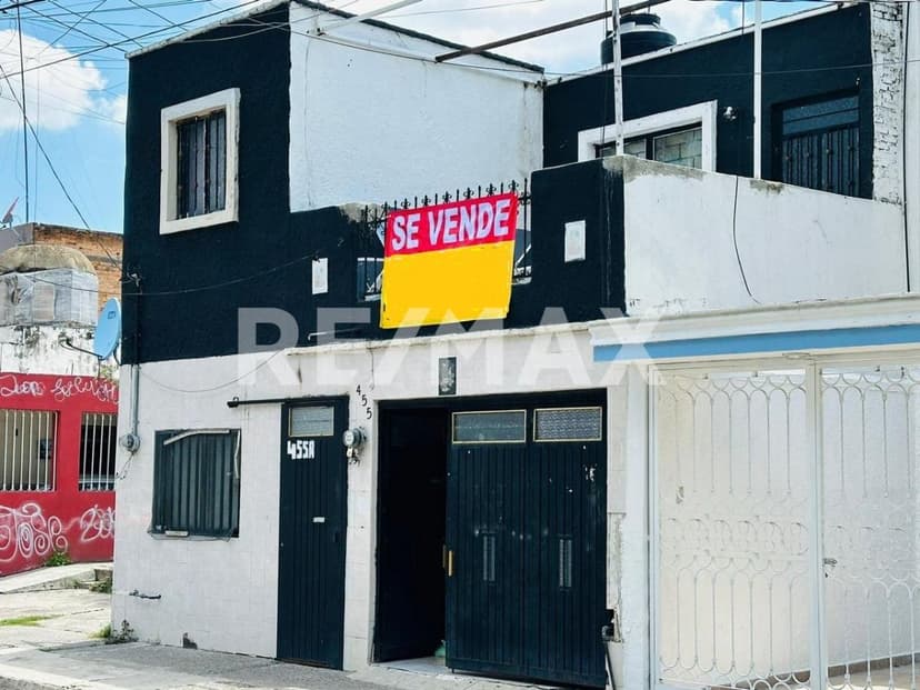 OPORTUNIDAD , CASA DUPLEX EN VENTA AMBAS  POR 1'900,000
