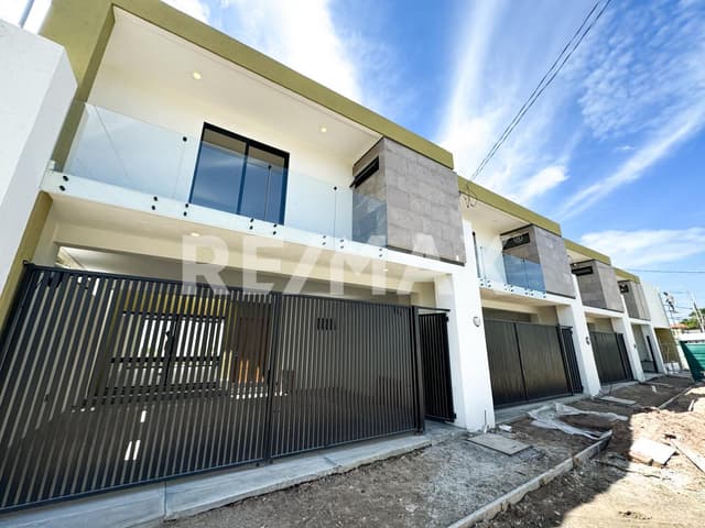Casa en Venta, Col. Niños Heroes, Tampico