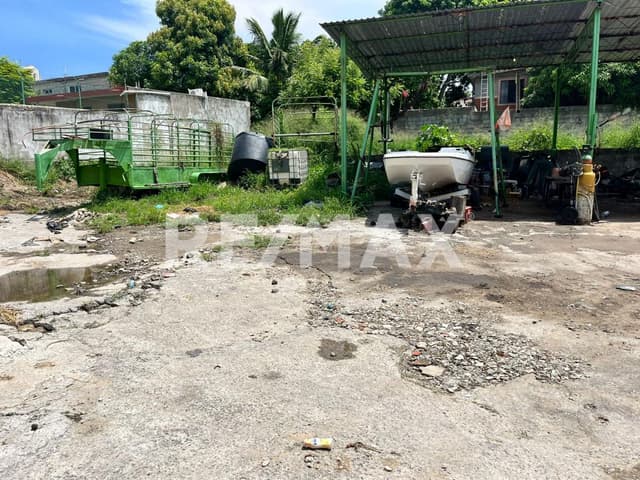 Terreno en Venta en Las Americas