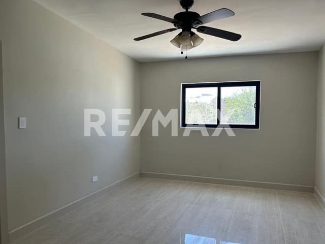 EN VENTA RESIDENCIA REDISEÑADA Y RENOVADA EN RINCONES DE SAN MARCOS 