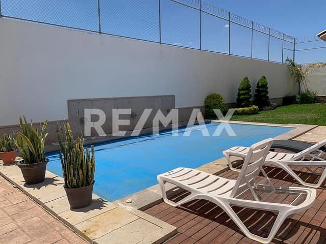 CASA EN VENTA EN HACIENDA DEL ROSARIO 