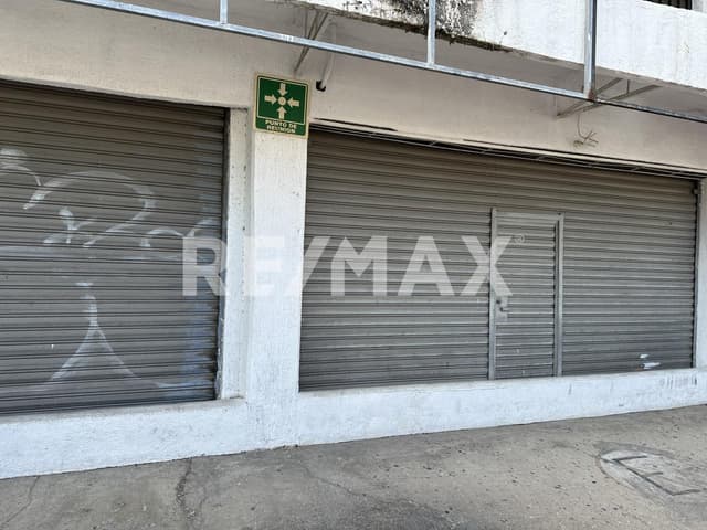 Bodega de 204 metros en Cristobal Colón a unos pasos de CFE