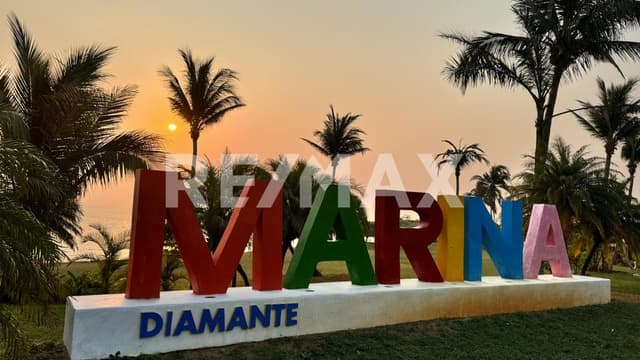 DEPARTAMENTO EN PLANTA BAJA EN MARINA DIAMANTE CERCA DEL AEROPUERTO CON ALBERCA, CERCA DE LA PLAYA CATAMARAN