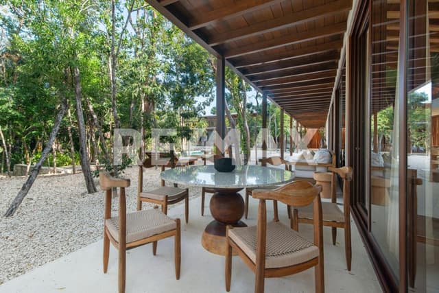 4 Bedroom House For Sale in Tulum