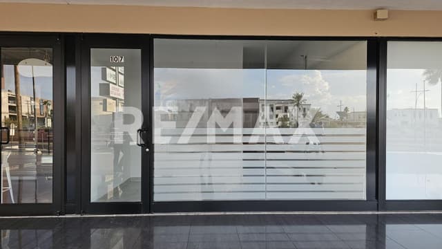 Local comercial en renta en Paseo Río Sonora. 