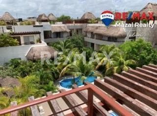AMPLIO PH CON ROOFTOP PRIVADO EN VENTA!!
