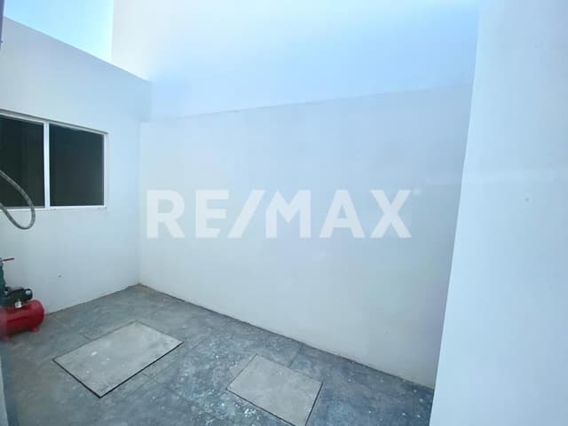 CASA EN VENTA EN FIDEL VELÁZQUEZ 