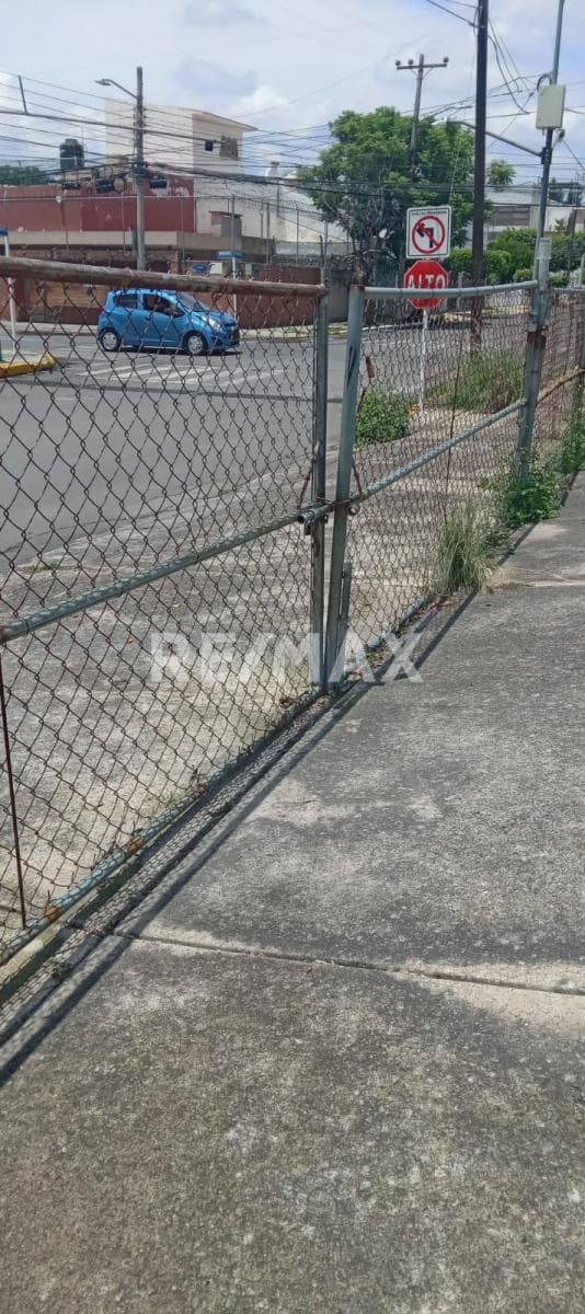 TERRENO EN RENTA EN CIUDAD DEL SOL, ZAPOPAN