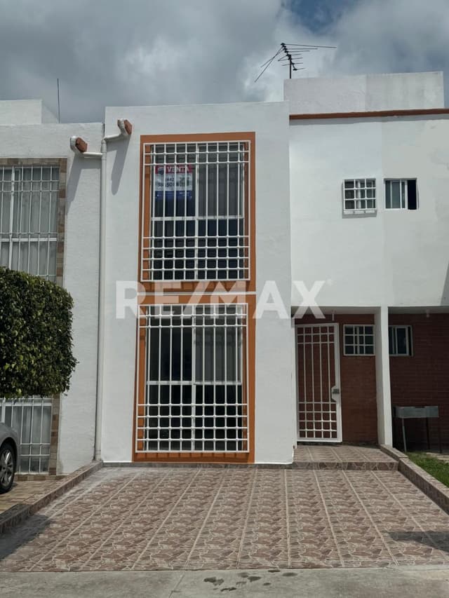 CASA EN VENTA EN CIUDAD DEL SOL 