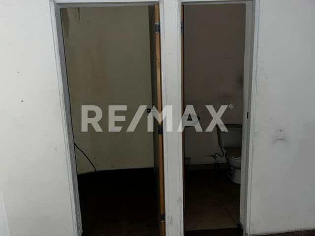 Locales en renta en Serviplaza El Rosario en Av. Aquiles Serdán en Colonia El Rosario