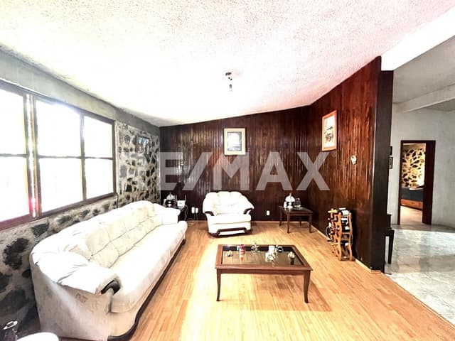 Venta de casa con escritura publica. Fracc. Monte Casino, Huitzilac, Morelos...Clave 5171