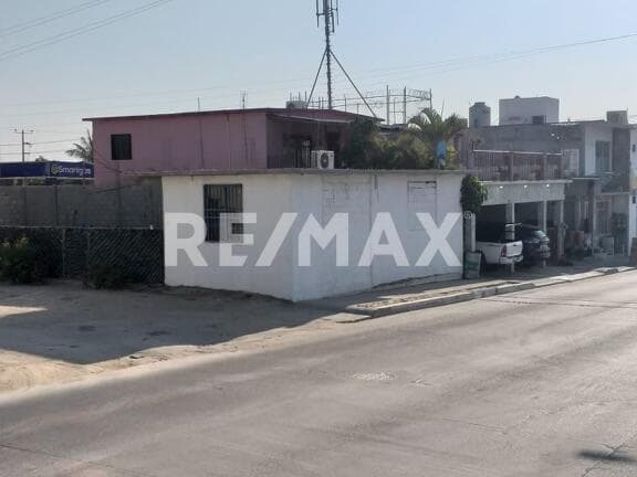 CASA AGUSTIN TORRES LOTE 6 M101