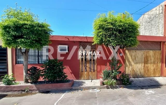 CASA EN VENTA EN VILLA GALAXIA